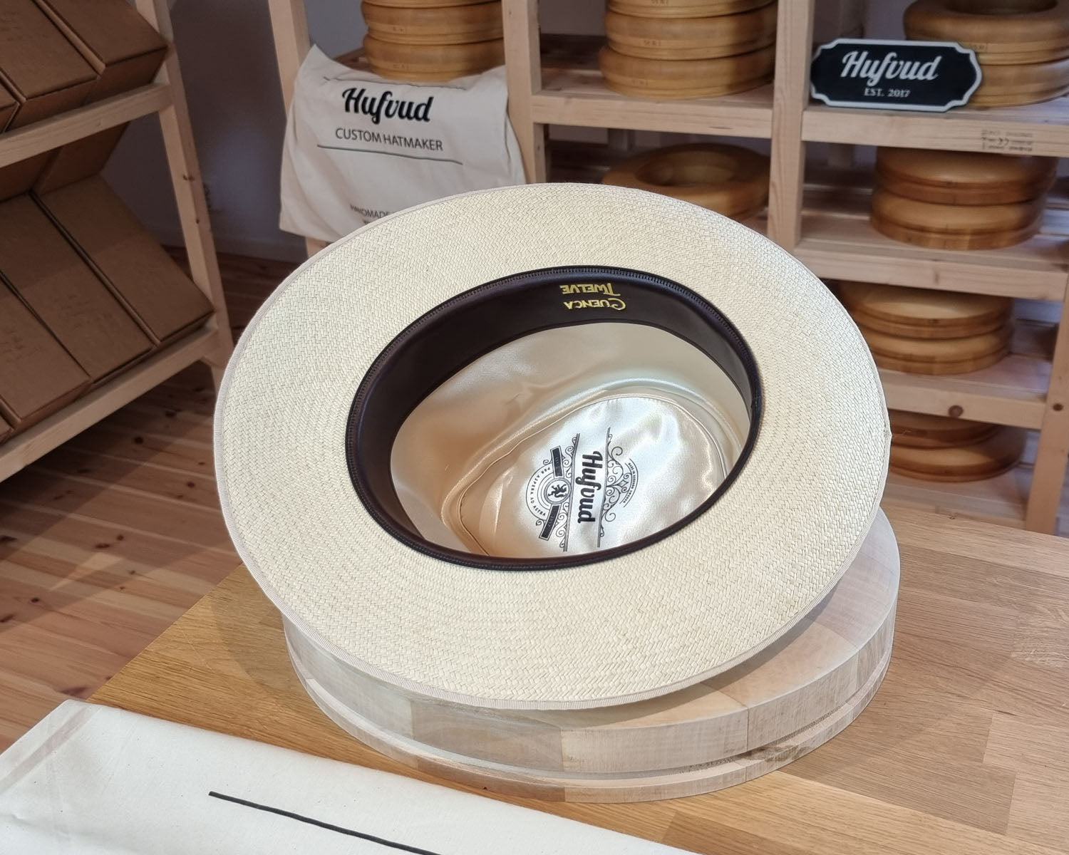 WHIPPET FEDORA | HAND WOVEN ECUADORIAN STRAW | NATURAL COLOR | SIZE 62, US 7 3/4