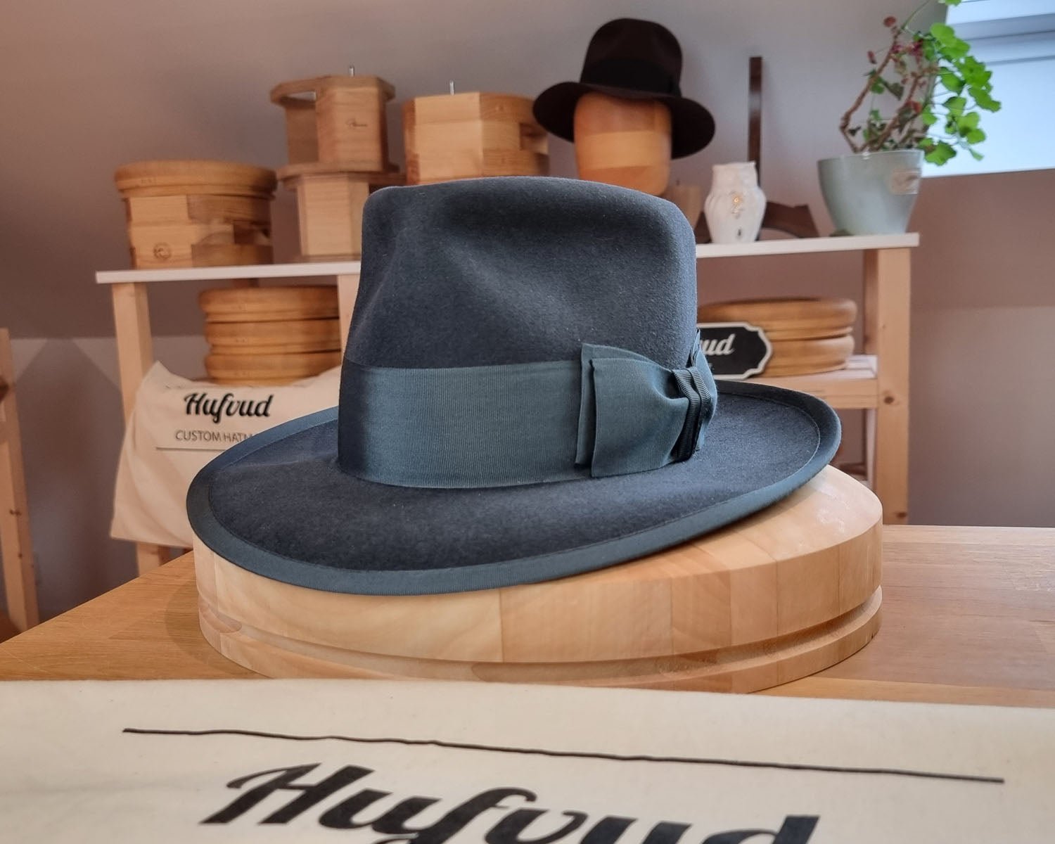 WHIPPET FEDORA | RABBIT &amp; HARE DELUXE BLEND | OCEAN COLOR | SIZE 58, US 7 1/4 - Hufvud
