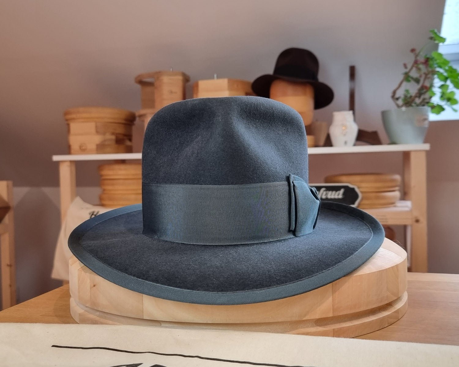 WHIPPET FEDORA | RABBIT &amp; HARE DELUXE BLEND | OCEAN COLOR | SIZE 58, US 7 1/4 - Hufvud