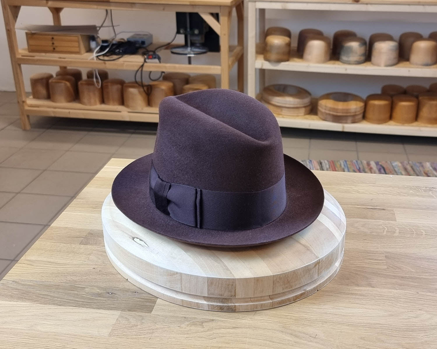 1930s FEDORA | DARK RUST BROWN COLOR | 30X BEAVER BLEND | SIZE 59, US 7 3/8