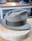 BOGART FEDORA | STONE | 100X BEAVER | SIZE 59, US 7 3/8