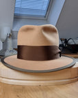 CAGNEY FEDORA | CAMEL COLOR | RABBIT BLEND | SIZE 60, US 7 1/2