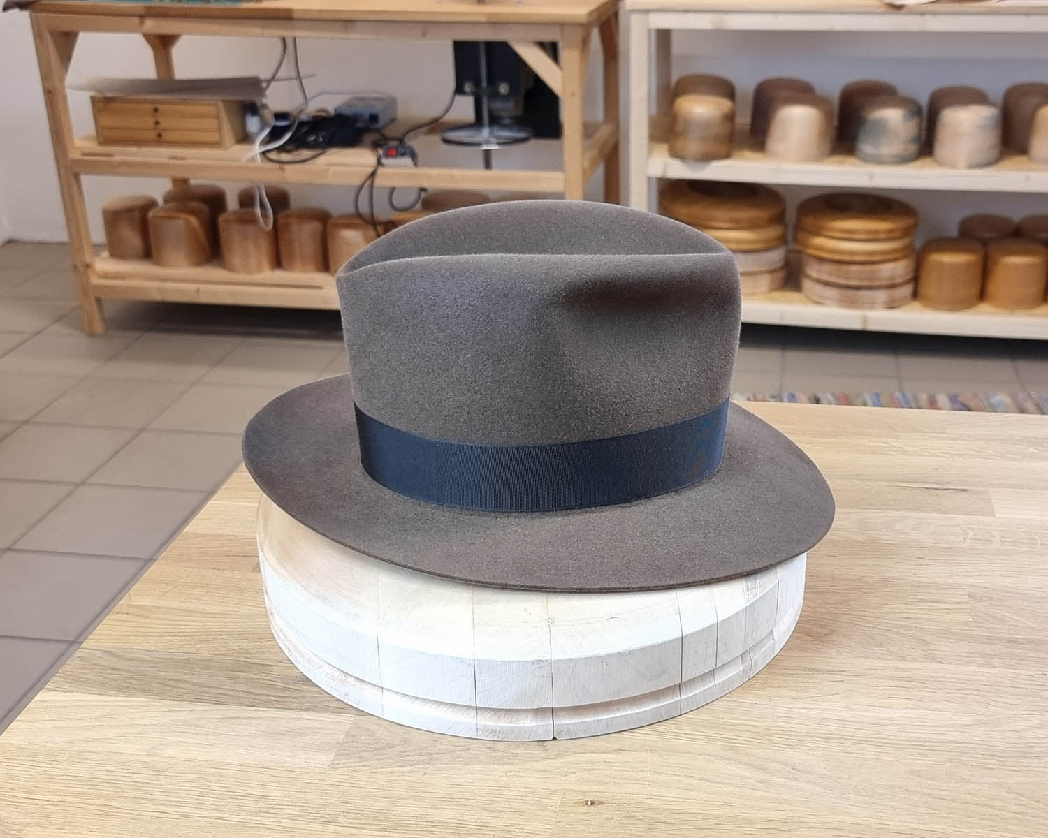 LEIFUR FEDORA | LIGHT SABLE | RABBIT &amp; HARE DELUXE BLEND | SIZE 59, US 7 3/8