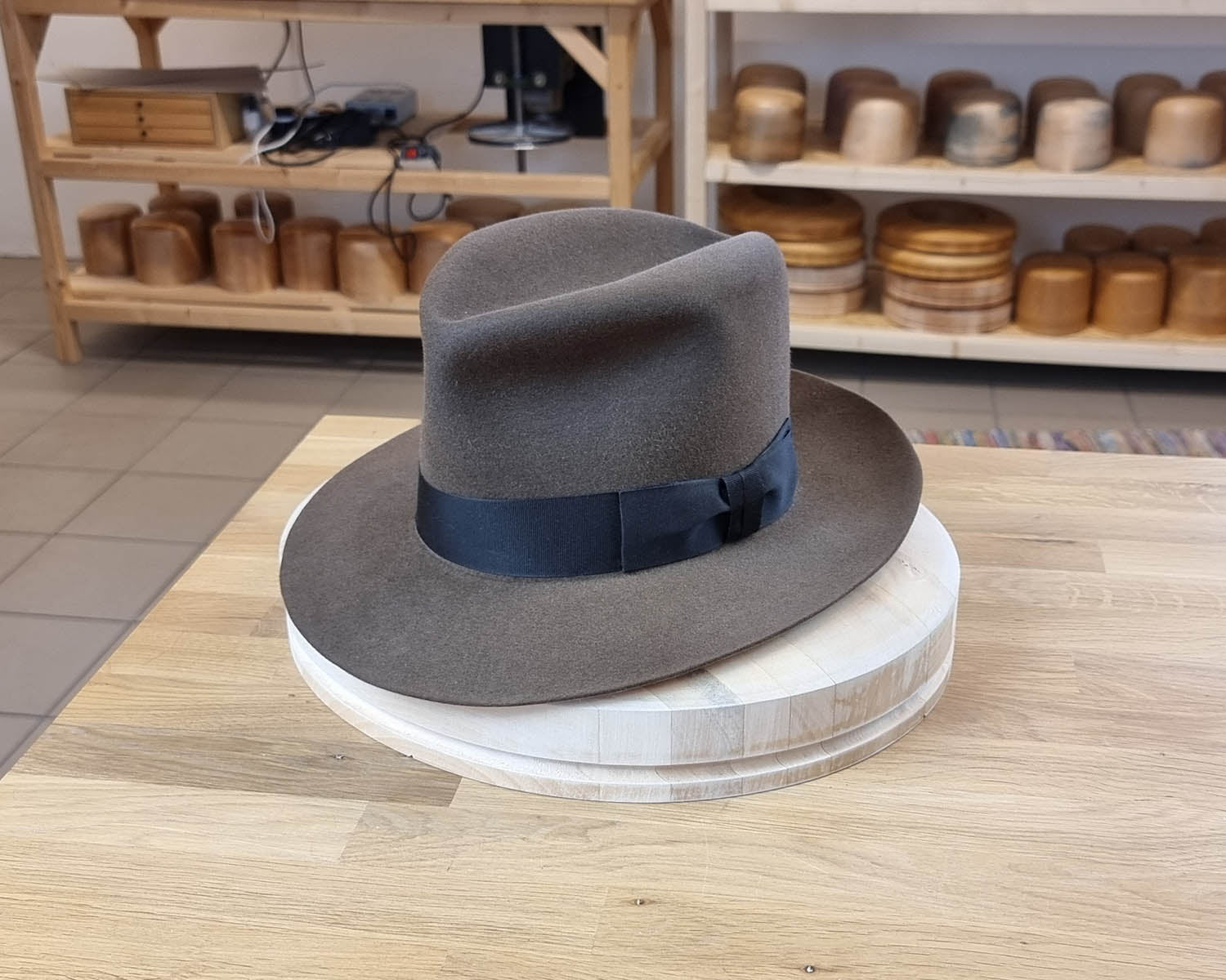 LEIFUR FEDORA | LIGHT SABLE | RABBIT &amp; HARE DELUXE BLEND | SIZE 59, US 7 3/8